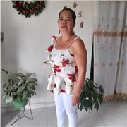 Profesora de español importante clases a niños y jóvenes